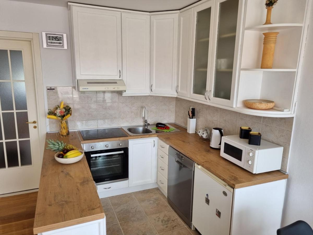 Apartment Lana Split Bagian luar foto