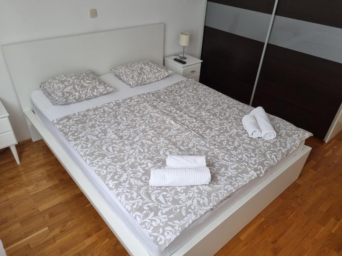 Apartment Lana Split Bagian luar foto