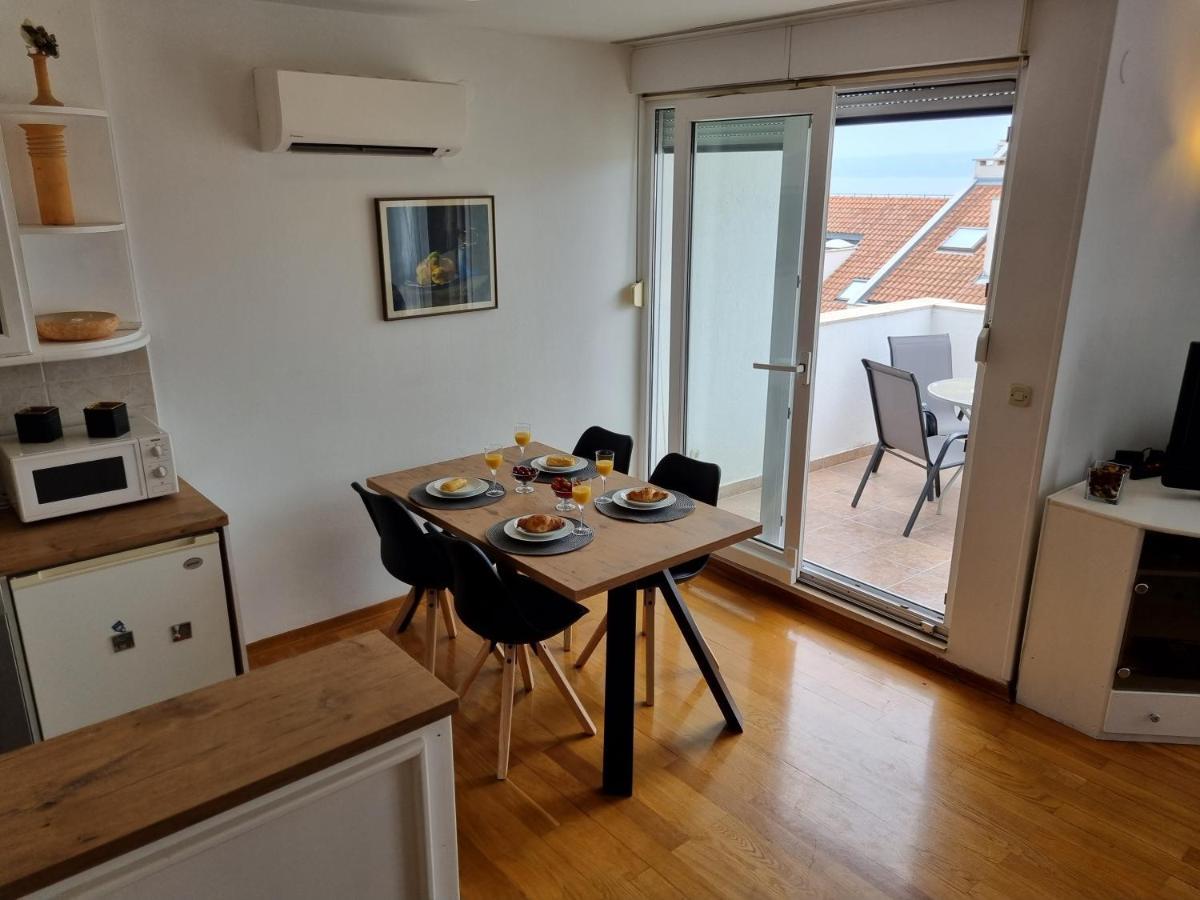 Apartment Lana Split Bagian luar foto
